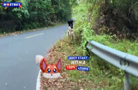 Чувак познакомился на пробежке с секси девочкой