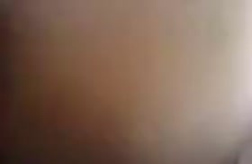 Зрелая узбечка дала пацану себя полапать